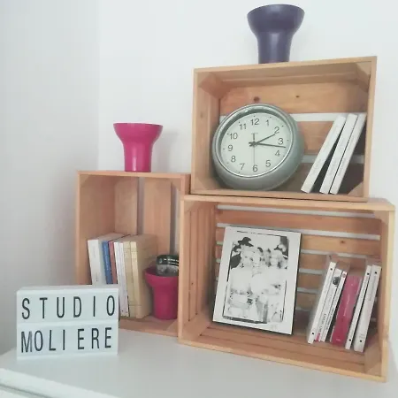 Апартаменти Studio Moliere *